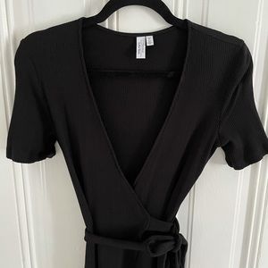 & Other Stories black French wrap dress sz. 2